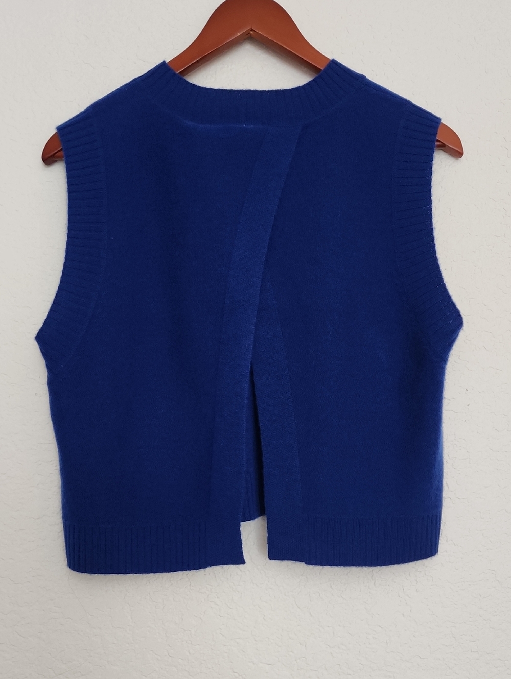 Free People NEW 100% Soft Wool & Cashmere Blue Knit Sleeveless Sweater Vest - Picture 5 of 6